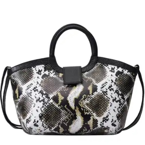 Genuine Leather Snake print Handbag - Picture 1 of 8